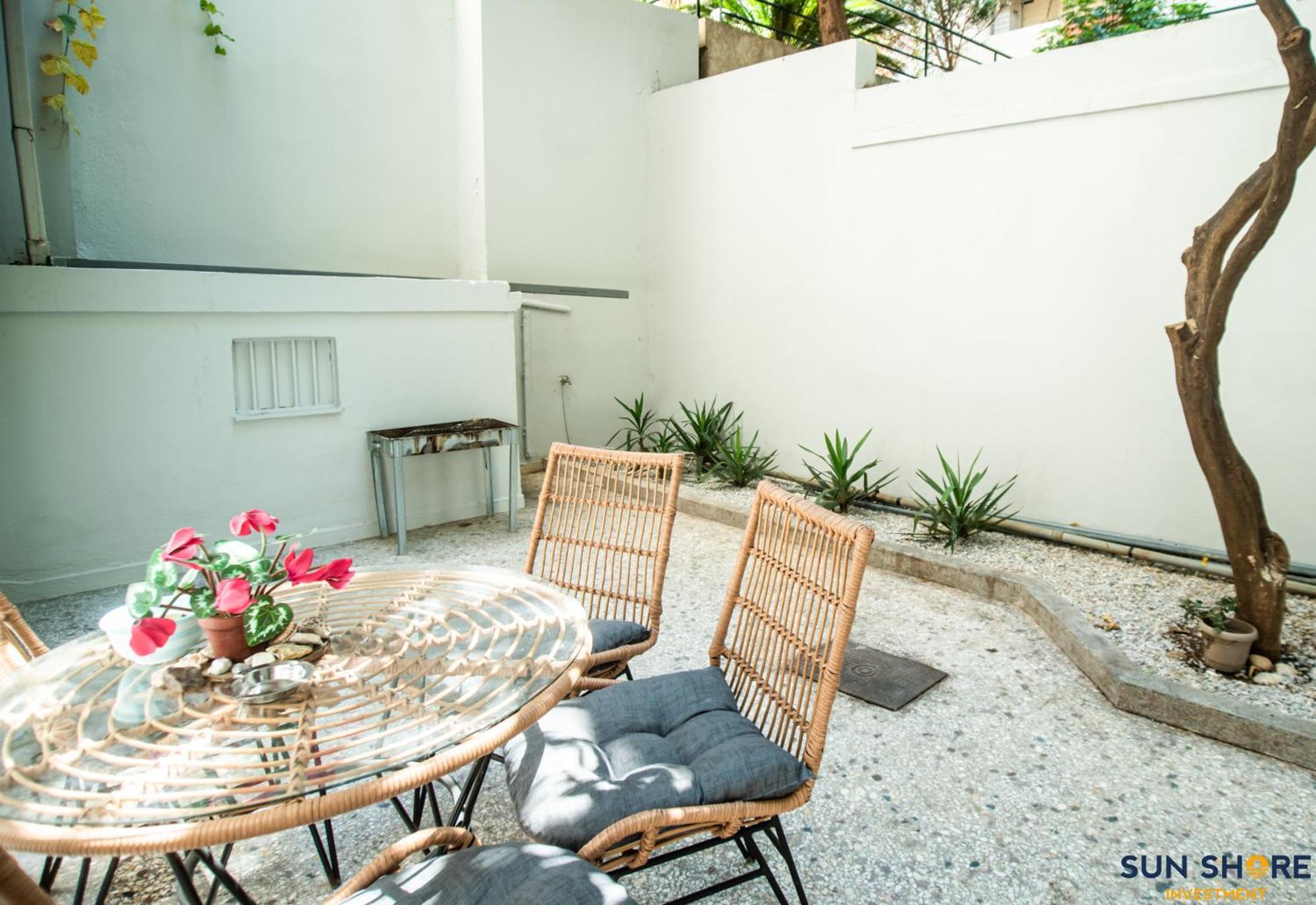 Explore Greece From Apartment With Private Garden Chalkís Eksteriør billede
